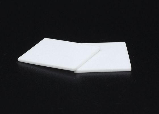 Placa cerâmica da alumina excelente da isolação 3.75g/Cm3